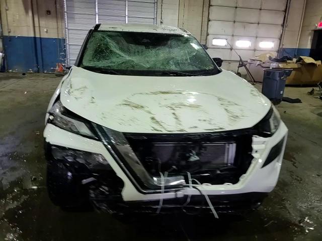 2021 Nissan Rogue - Image 14