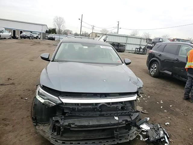 2021 Volkswagen Jetta - Image 11