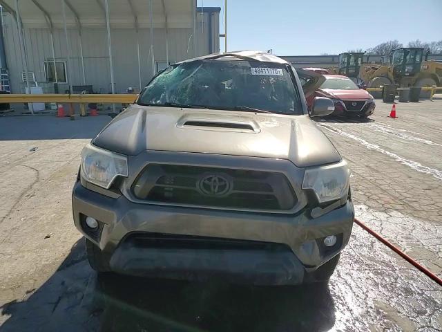 2015 Toyota Tacoma - Image 15