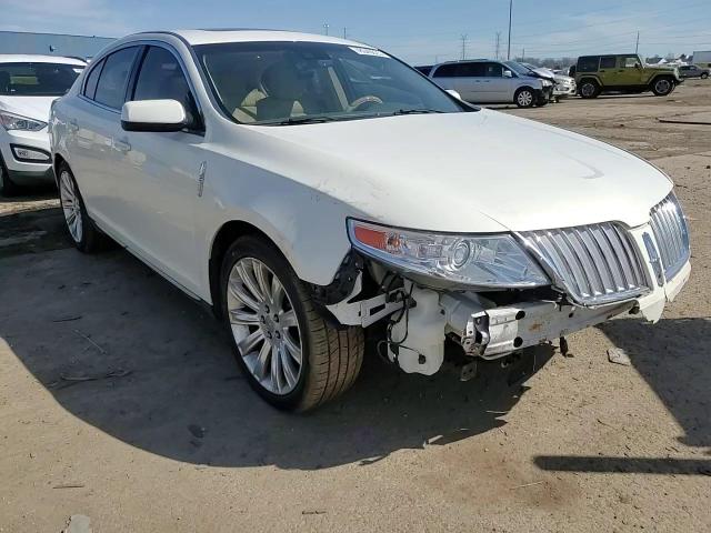 2012 Lincoln MKS - Image 10