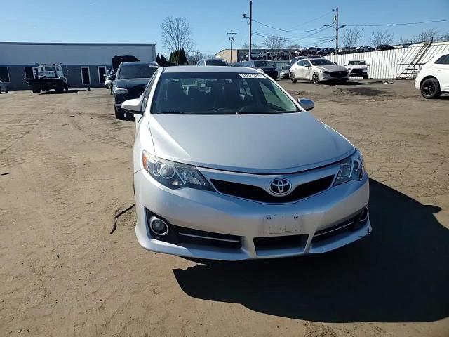 2012 Toyota Camry - Image 11
