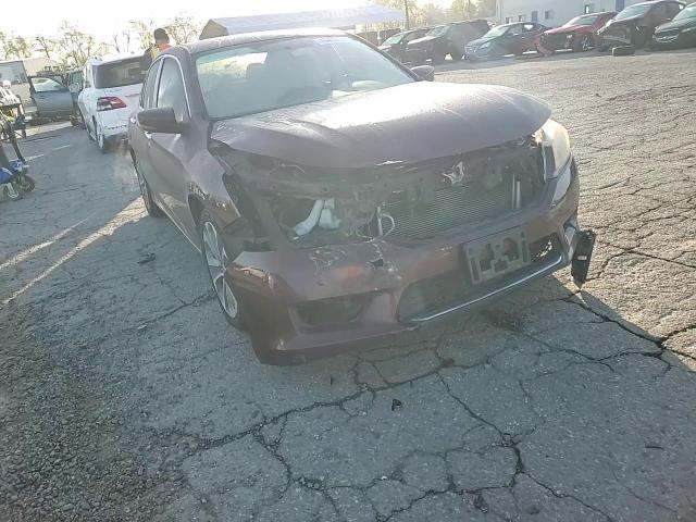 2015 Honda Accord - Image 11