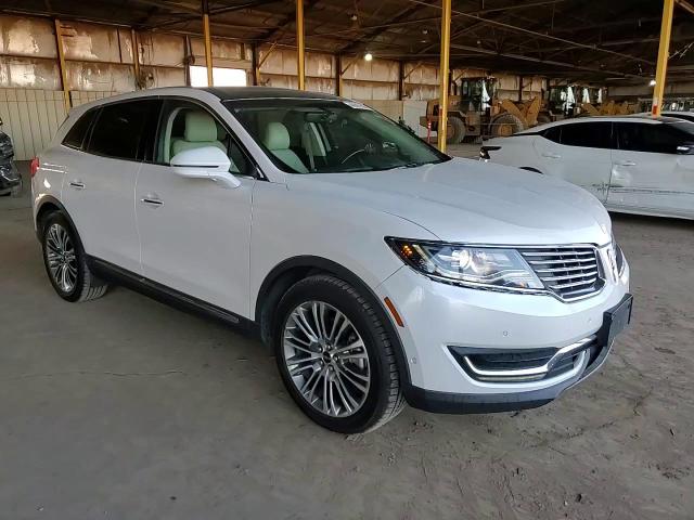 2016 Lincoln MKX - Image 11