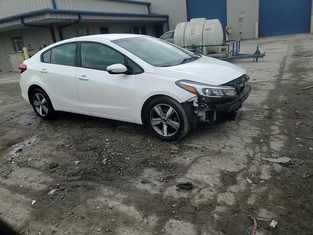 2018 Kia Forte - Image 14