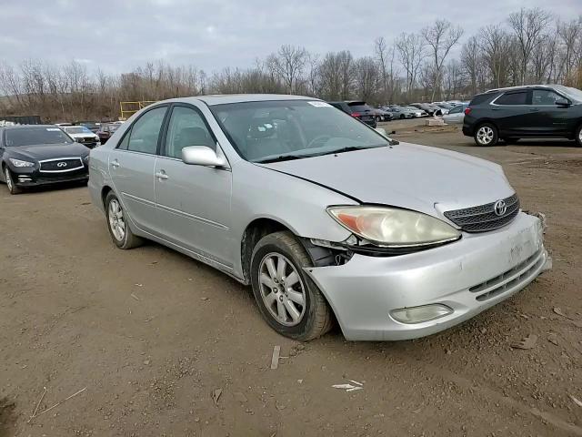 2004 Toyota Camry - Image 11