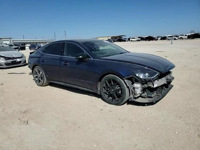 2021 Hyundai Sonata - Image 11
