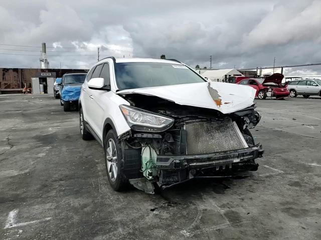 2017 Hyundai Santa Fe - Image 11