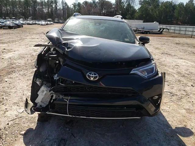 2018 Toyota RAV 4 - Image 11