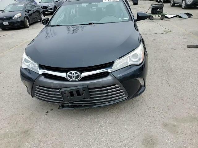 2016 Toyota Camry - Image 11
