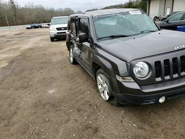 2015 Jeep Liberty (Patriot) - Image 12