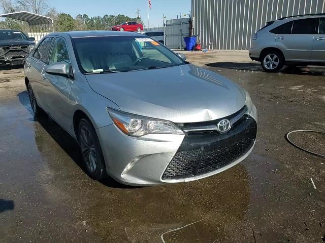 2015 Toyota Camry - Image 13
