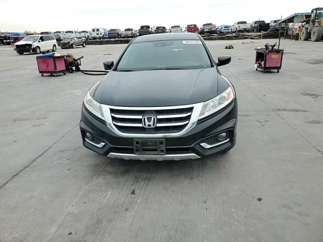 2015 Honda Crosstour - Image 10