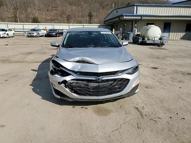 2020 Chevrolet Malibu - Image 13