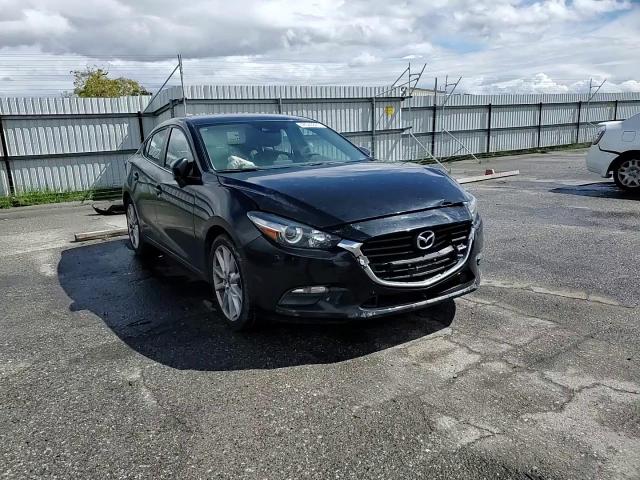 2017 Mazda 3 - Image 11