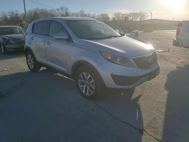 2016 Kia Sportage - Image 12