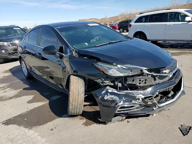 2017 Chevrolet Cruze - Image 14