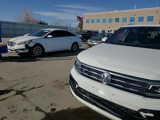 2021 Volkswagen Tiguan - Image 15