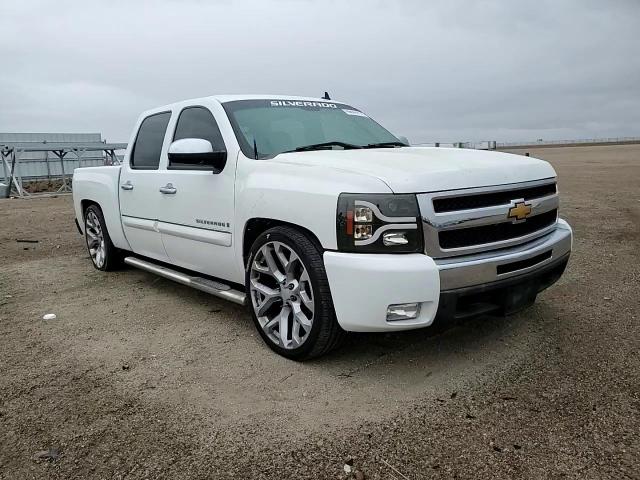 2009 Chevrolet Silverado - Image 10