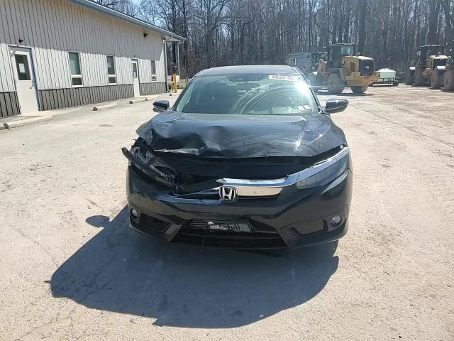 2017 Honda Civic - Image 13