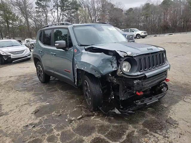 2015 Jeep Renegade - Image 15