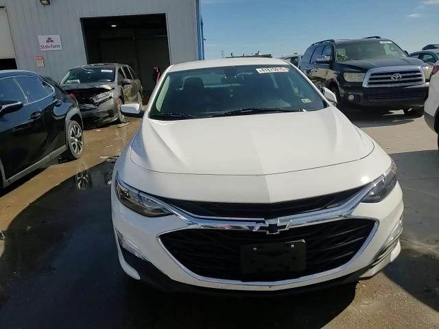 2020 Chevrolet Malibu - Image 14