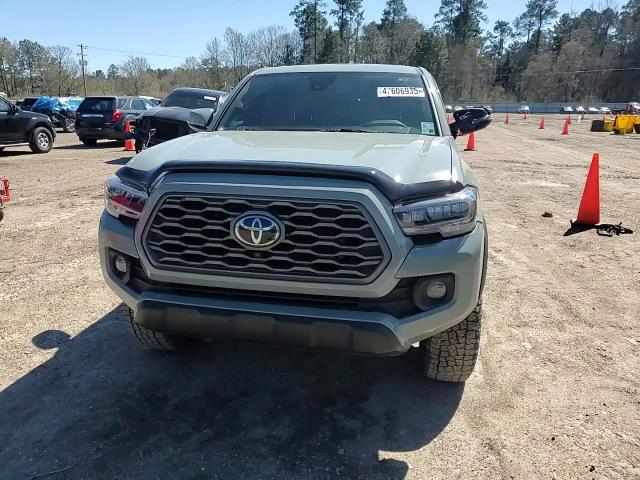 2022 Toyota Tacoma - Image 10