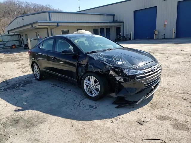 2020 Hyundai Elantra - Image 13