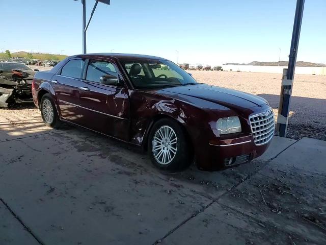 2010 Chrysler 300 - Image 11