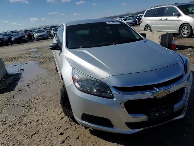 2015 Chevrolet Malibu - Image 10