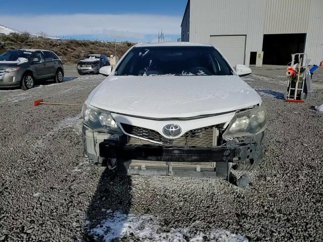 2014 Toyota Camry - Image 12