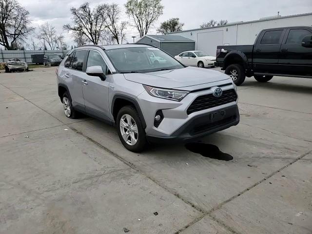 2020 Toyota RAV 4 - Image 12
