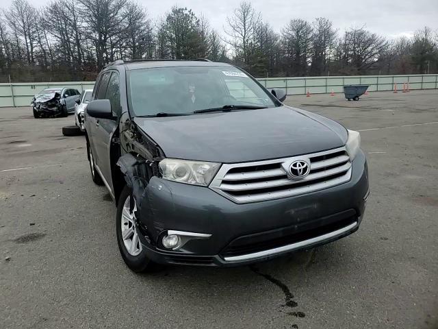 2011 Toyota Highlander - Image 12
