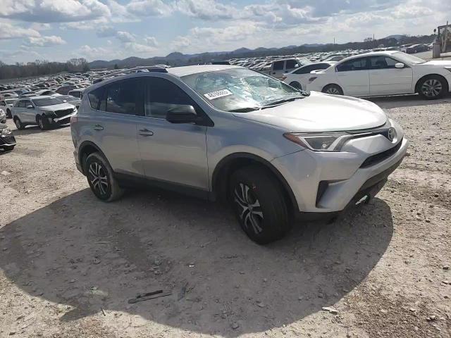 2017 Toyota RAV 4 - Image 12