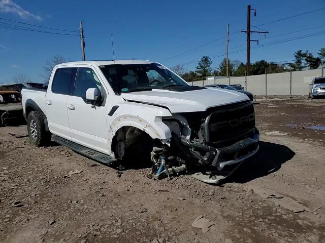 2018 Ford F-150 - Image 11