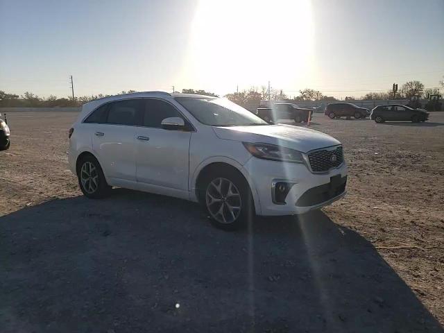2019 Kia Sorento - Image 11