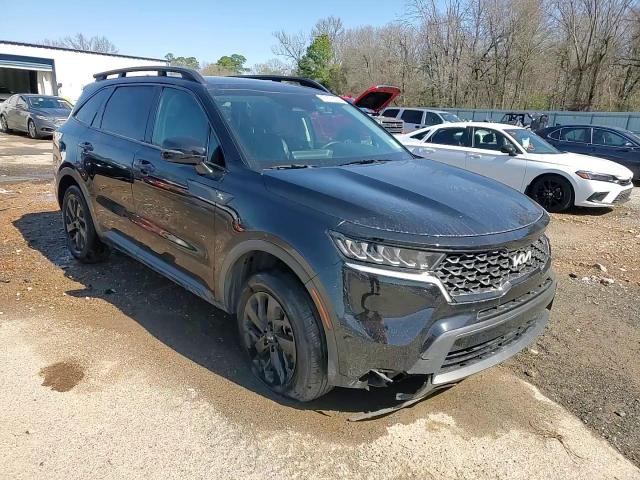 2022 Kia Sorento - Image 14