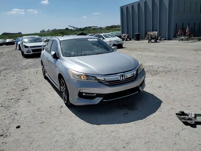 2017 Honda Accord - Image 11
