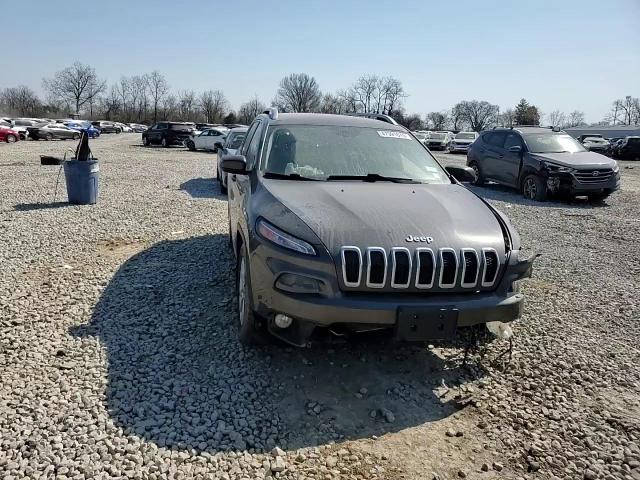 2017 Jeep Grand Cherokee - Image 11