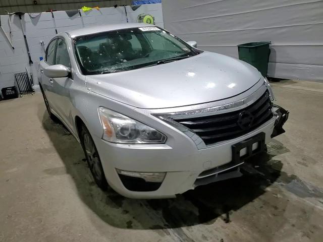2015 Nissan Altima - Image 11