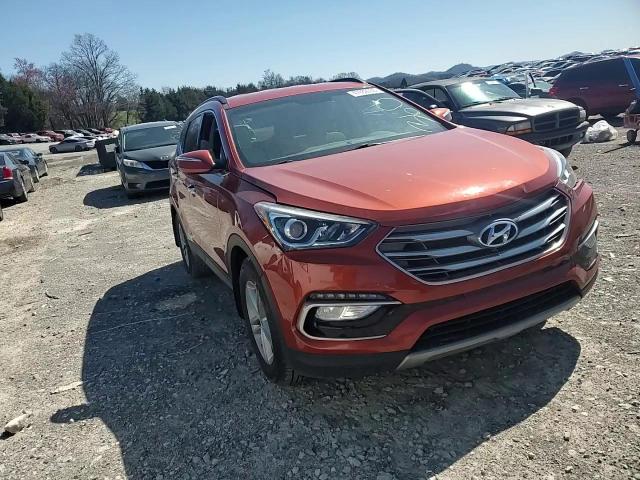 2018 Hyundai Santa Fe - Image 10