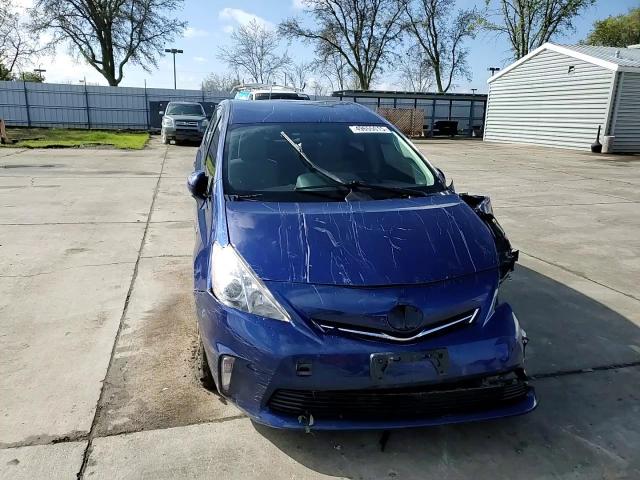 2012 Toyota Prius - Image 11