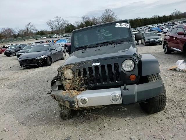 2013 Jeep Wrangler - Image 11