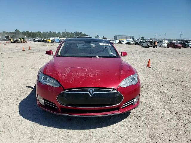 2014 Tesla Model S VIN: 5YJSA1H13EFP30664 Lot: 48566625