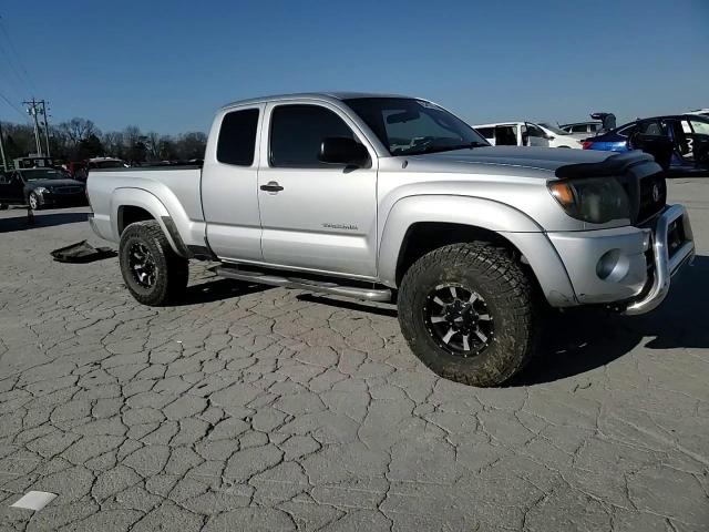 2007 Toyota Tacoma - Image 11