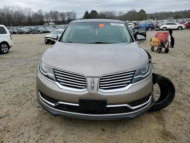 2018 Lincoln MKX - Image 11