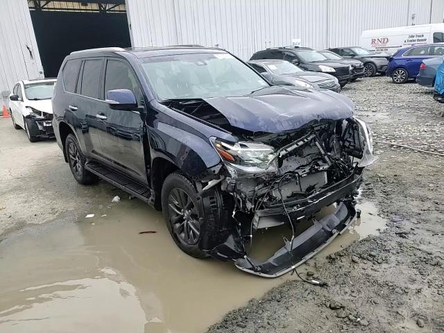 2023 Lexus GX - Image 15