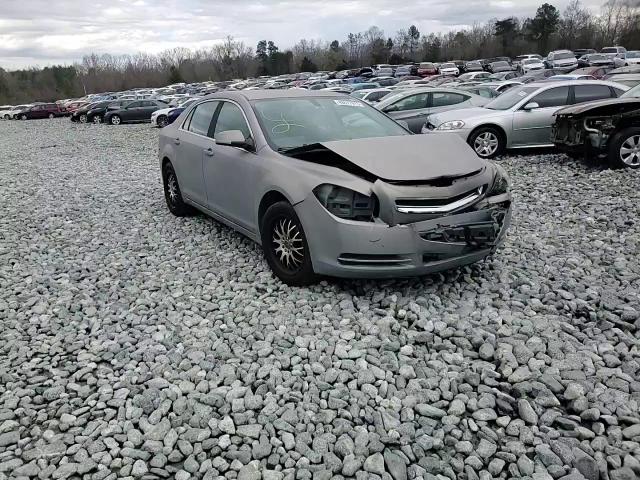 2009 Chevrolet Malibu - Image 11
