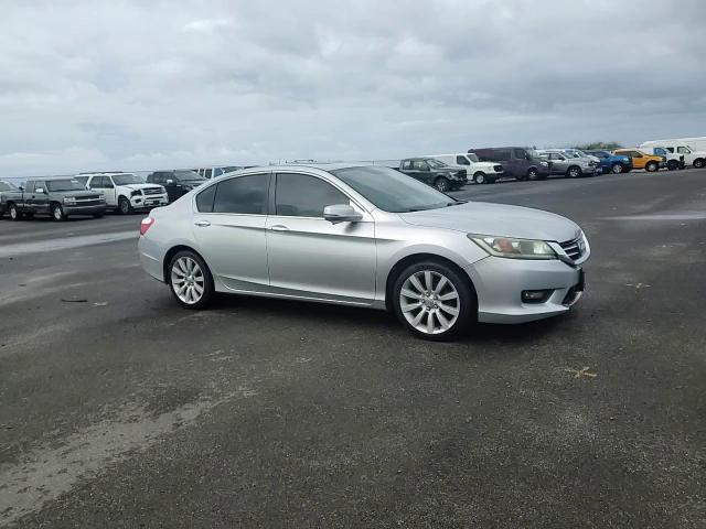 2015 Honda Accord - Image 11
