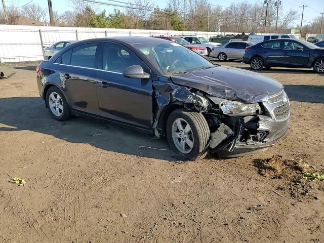 2015 Chevrolet Cruze - Image 10