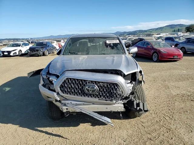 2019 Toyota Tacoma - Image 10